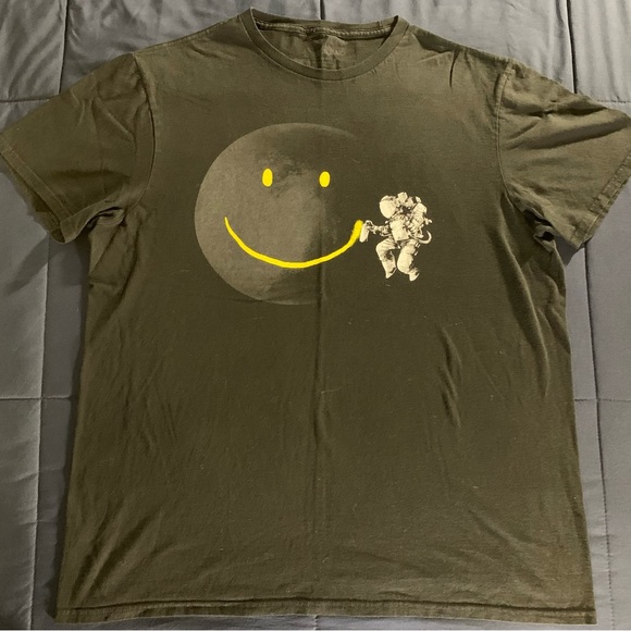 Threadless Other - Make A Smile Moon Graffiti Large T-Shirt